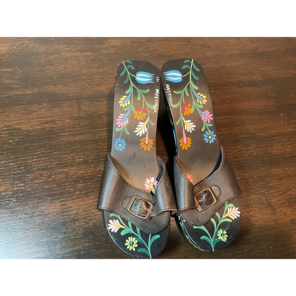 Mystique Wedge Sandals Floral Painted Brown Leather Adjustable‎ Buckle Size 9 - Picture 2 of 12